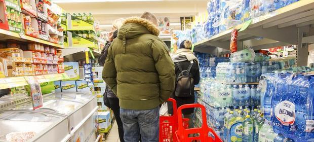 W soboty sklepy próbują sobie odbić niedzielne straty