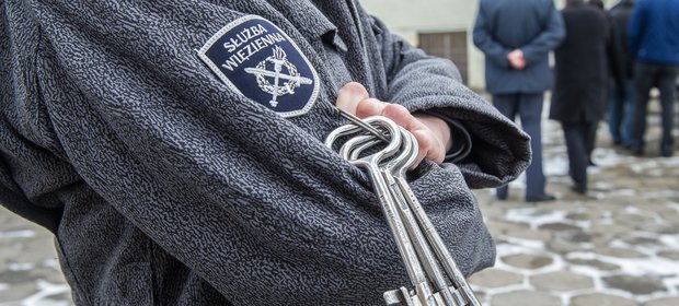 Skazani pracują coraz chętniej, choć z miejsca państwo potrąca im ponad połowę wynagrodzenia