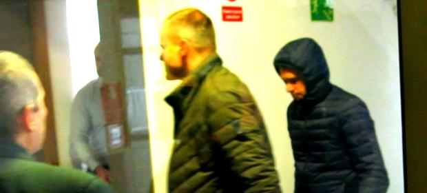 Tak były wiceminister był doprowadzony na przesłuchanie w prokuraturze pod koniec marca.