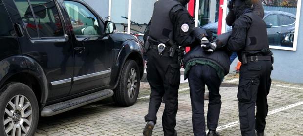 Mężczyźni liczyli na 185 tys. zł. Wpadli przy pierwszej racie