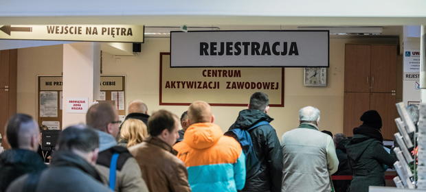 W urzędach pracy pojawiły się zatory po zmianie przepisów o zatrudnianiu cudzoziemców.