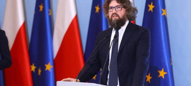 Piotr Woźny opowiada jak rząd będzie walczył o czyste powietrze. Kilkanaście dni później traci stanowisko