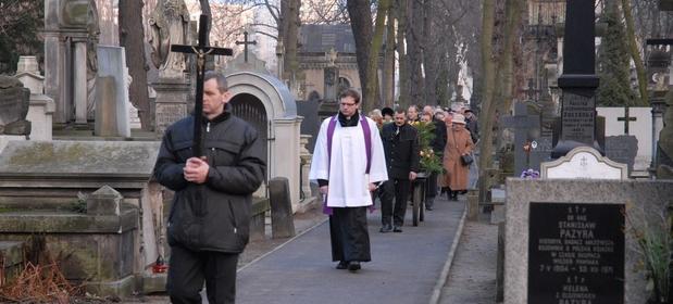 Szacuje się, że w Polsce działa 2,5 tys. zakładów pogrzebowych. Bezpardonowo konkurują ze sobą o klientów