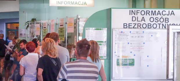 Wśród bezrobotnych jest wiele młodych osób. Stanowią nawet 26,9 proc.