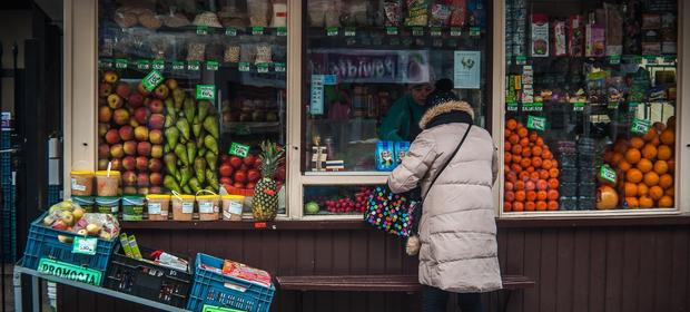 Klienci będą czekać aż sprzedawca skończy wystawiać fakturę
