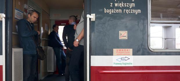 Polregio to marka, pod którą działają Przewozy Regionalne - największy polski kolejowy przewoźnik pasażerski