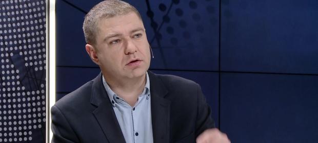 Piotr Szumlewicz podkreśla, że prawo do protestów, w tym prawo do strajku, jest wpisane w Konstytucję RP.