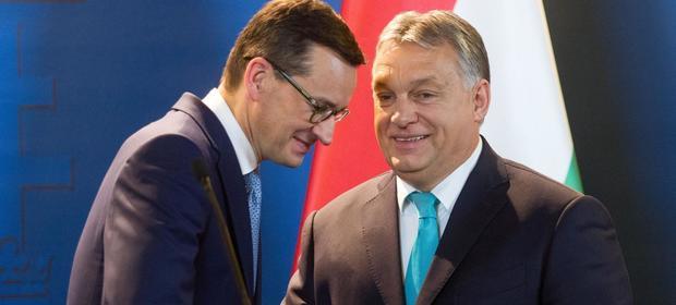 Mateusz Morawiecki na pierwszą wizytę zagraniczną wybrał właśnie stolicę Węgier - Budapeszt