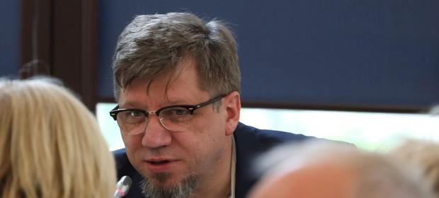 Szef KRRiT decyzję uchylił jednoosobowo