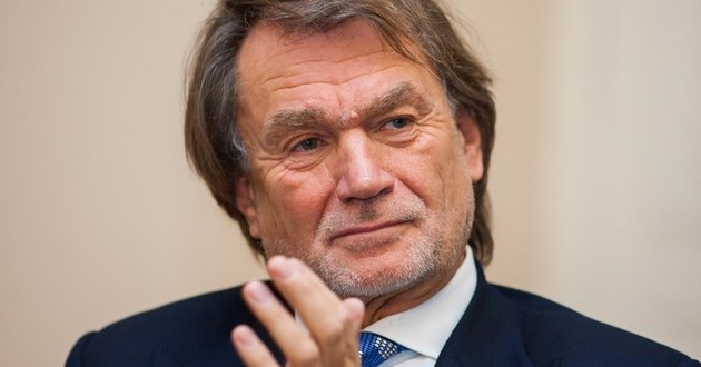 Za życia Jan Kulczyk królował wśród rankingów najbogatszych Polaków. Ale w zestawieniu dotyczącym stulecia nie zajął pierwszego miejsca