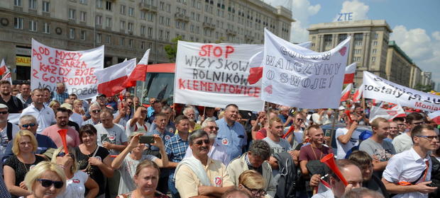 Manifestacja rozpoczęła się na Placu Konstytucji.