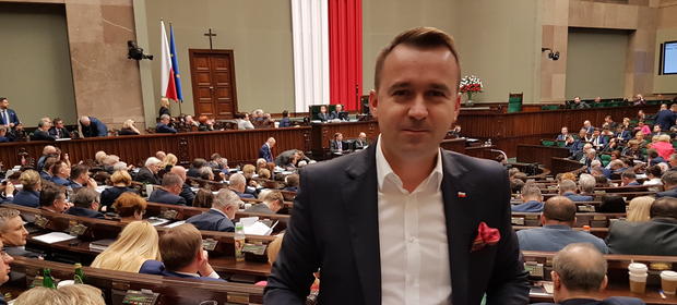 Poseł Michał Cieślak zebrał podpisy pod projektem, który uwolni handel ziemią