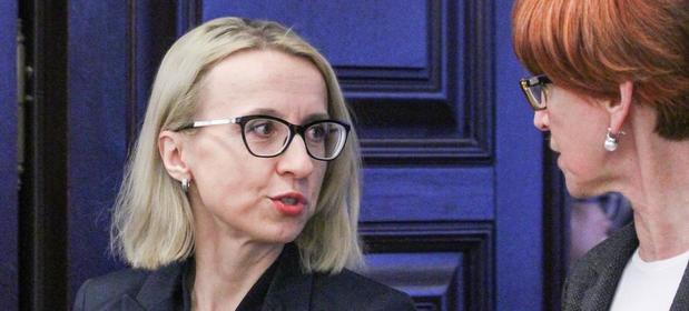 Minister finansów Teresa Czerwińska i minister rodziny Elżbieta Rafalska