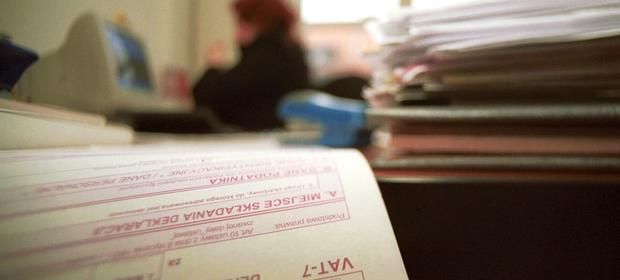 Walka o wyższe wpływy VAT sięgnęła kont bankowych