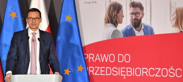 Premier Mateusz Morawiecki podczas spotkania z ekspertami "Prawo do przedsiębiorczości. Małe firmy - wielkie zmiany"