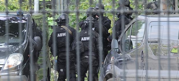 Agenci ABW wkroczyli i przeszukali 14 nieruchomości na terenie Warszawy i okolic