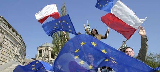 Polskę we wzroście gospodarki wyprzedzają w Europie tylko trzy kraje, z tym że jeden bardzo mały, a Rumunia wzrost okupiła dużym deficytem budżetu