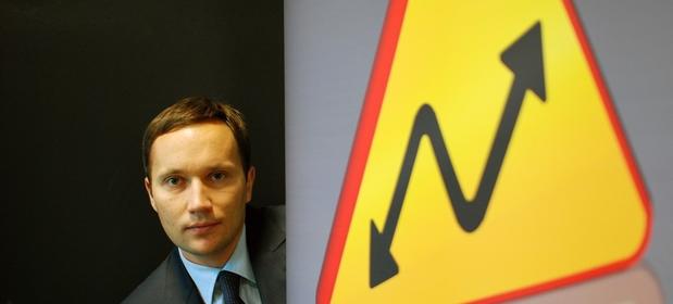 Jakub Zabłocki jest głównym właścicielem Domu Maklerskiego X-Trade Brokers.
