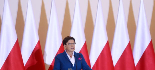Według Beaty Szydło założenia programowe PiS są "konsekwentnie krok po kroku realizowane"
