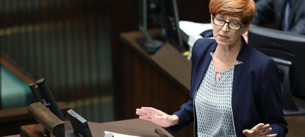 Elżbieta Rafalska przyznaje, że Rada Ministrów się jeszcze nie dogadała.