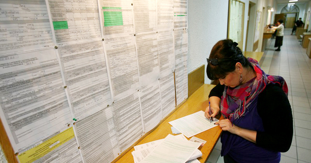 Ministerstwo Finansów nie prowadzi prac nad projektem, który obniżałby stawkę PIT dla osób fizycznych prowadzących działalność gospodarczą.