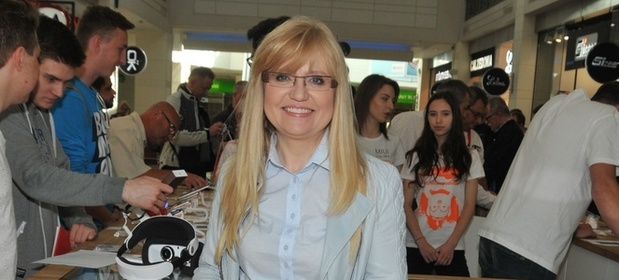 Ilona Weiss, prezes ABC Data, na otwarciu pierwszego salonu Xiaomi