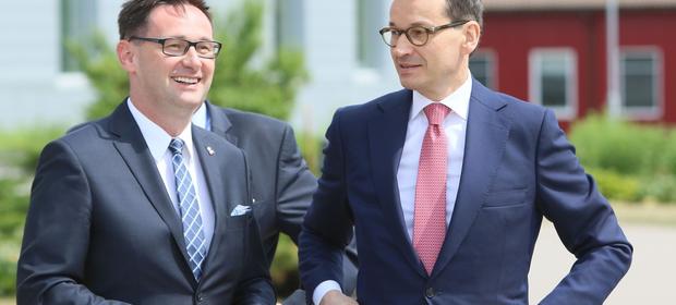 Z prezesa Obajtka (po lewej) premier Morawiecki może być zadowolony po drugim kwartale