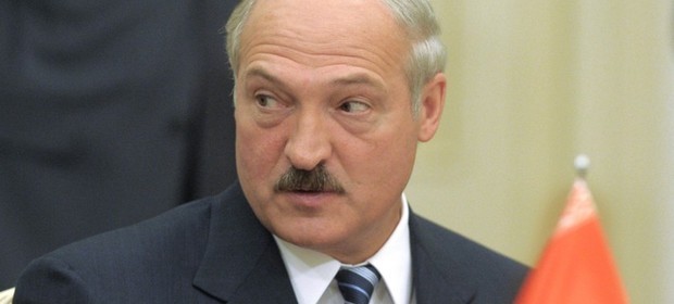 Z kraju Alaksandra Łukaszenki wyjeżdżają i młodzi, i starsi.