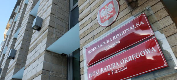 Przedstępcy straszą przedsiębiorców donosem do prokuratury.