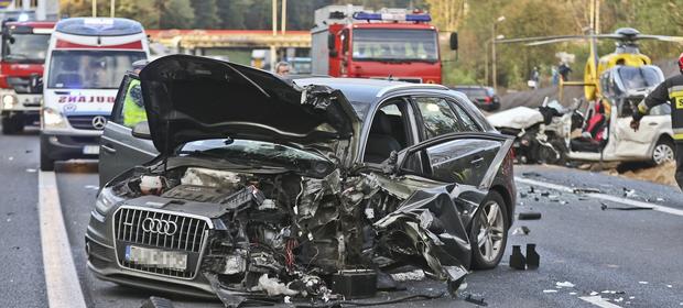 Polskie drogi wciąż są jednymi z najniebezpieczniejszych w Europie. Każdego dnia ginie na nich 7 osób.