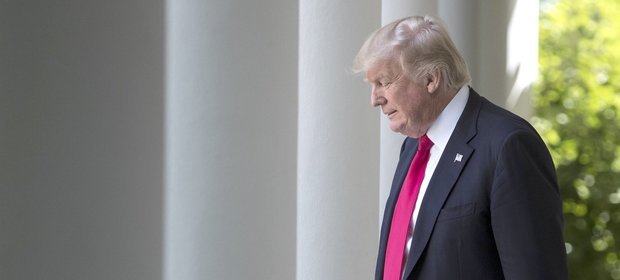 Donald Trump może nie mieć z czego sfinansować reformy podatków. Chiny chcą ograniczyć skup obligacji USA