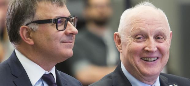 PKO BP zarządzany przez prezesa Zbigniewa Jagiełłę (z lewej), zdystansował na giełdzie PKN Orlen Wojciecha Jasińskiego (z prawej)