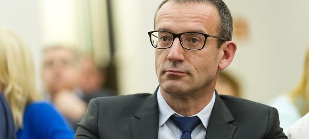 Prezes Orange Polska, Jean-Francoise Fallacher chce się pozbyć 2,7 tys. pracownikow. Odejścia będą dobrowolne