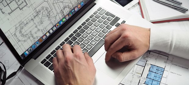 Niewykluczone, że w nowym Kodeksie pracy świadczenie usług dla różnych firm będzie dostępne tylko dla samozatrudnionych
