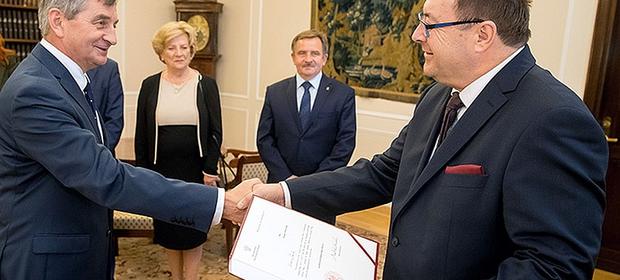 Łyszczek zastąpił na stanowisku zmarłego w sierpniu Romana Giedrojcia.