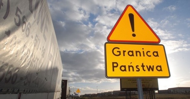 Przekroczenie granicy z Polską oznacza dla wielu Ukraińców szansę na nowe, lepsze życie. Powinniśmy ich zatrzymywać