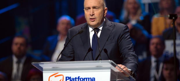 Błędy trzeba umieć naprawiać - mówi Schetyna.