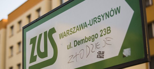 ZUS może próbować naliczać zaległe składki za